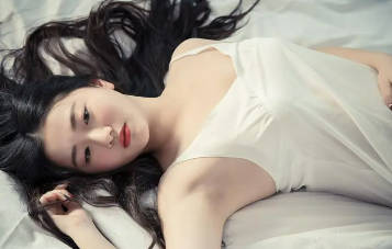 Đục phá bê tông tại Đồng Nai