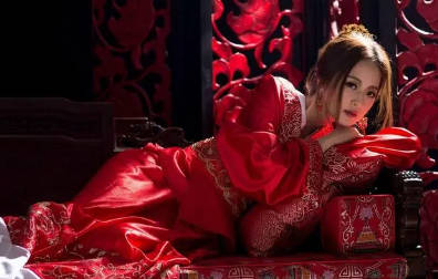 Đục phá bê tông tại Bàu Bàng, Bình Dương